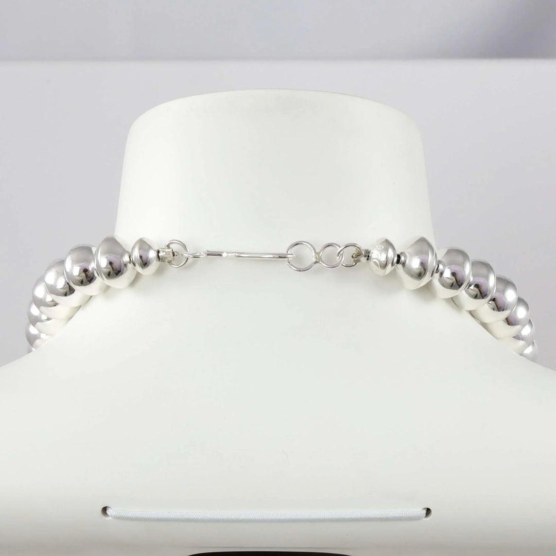 Navajo Pearl Necklace by Alliyah Yazzie - Garland's