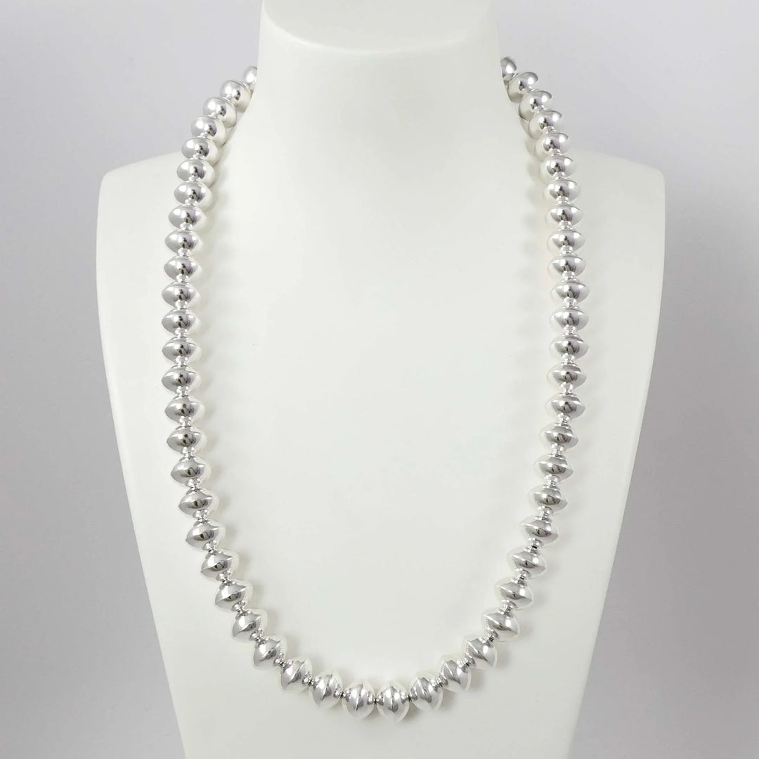 Navajo Pearl Necklace by Alliyah Yazzie - Garland's