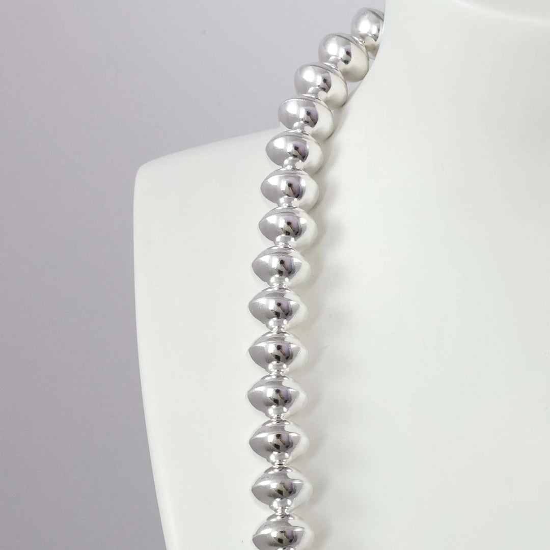 Navajo Pearl Necklace by Alliyah Yazzie - Garland's