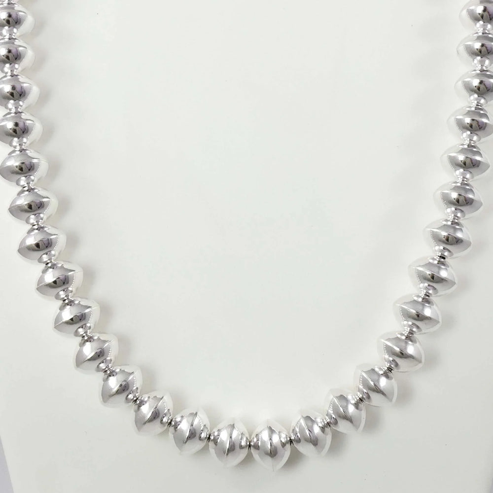 Navajo Pearl Necklace by Alliyah Yazzie - Garland's