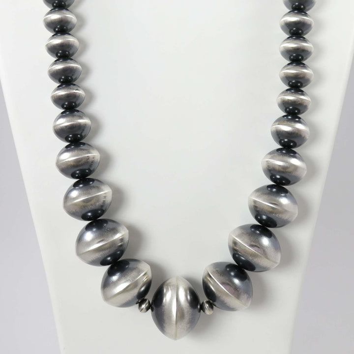 Navajo Pearl Necklace by Ruby Haley - Garland's
