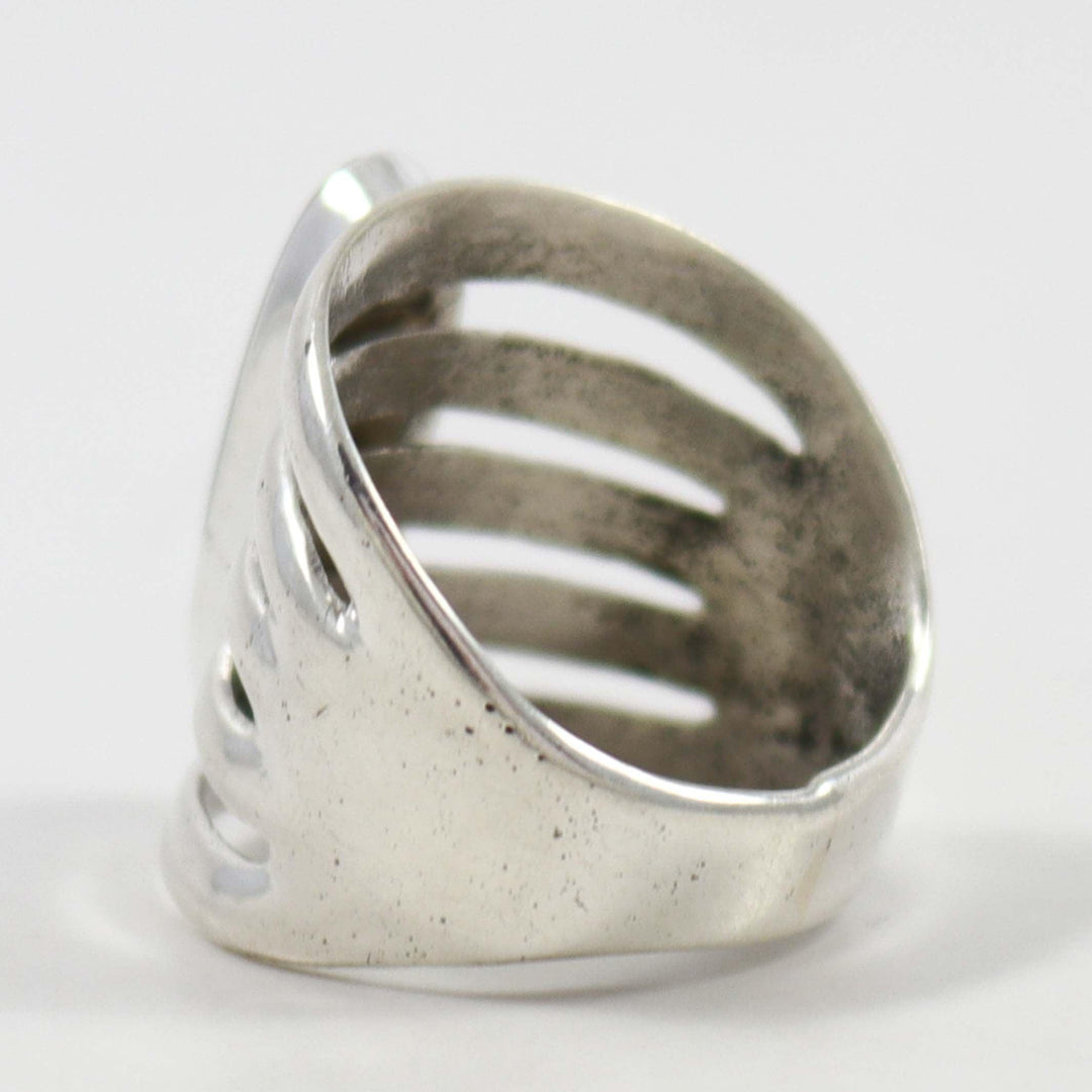 Onyx Ring by Lucy Dickson - Garland&