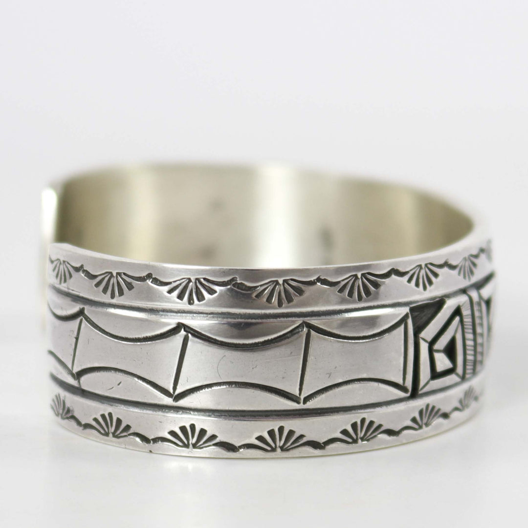 Overlay Cuff by Peter Nelson - Garland's