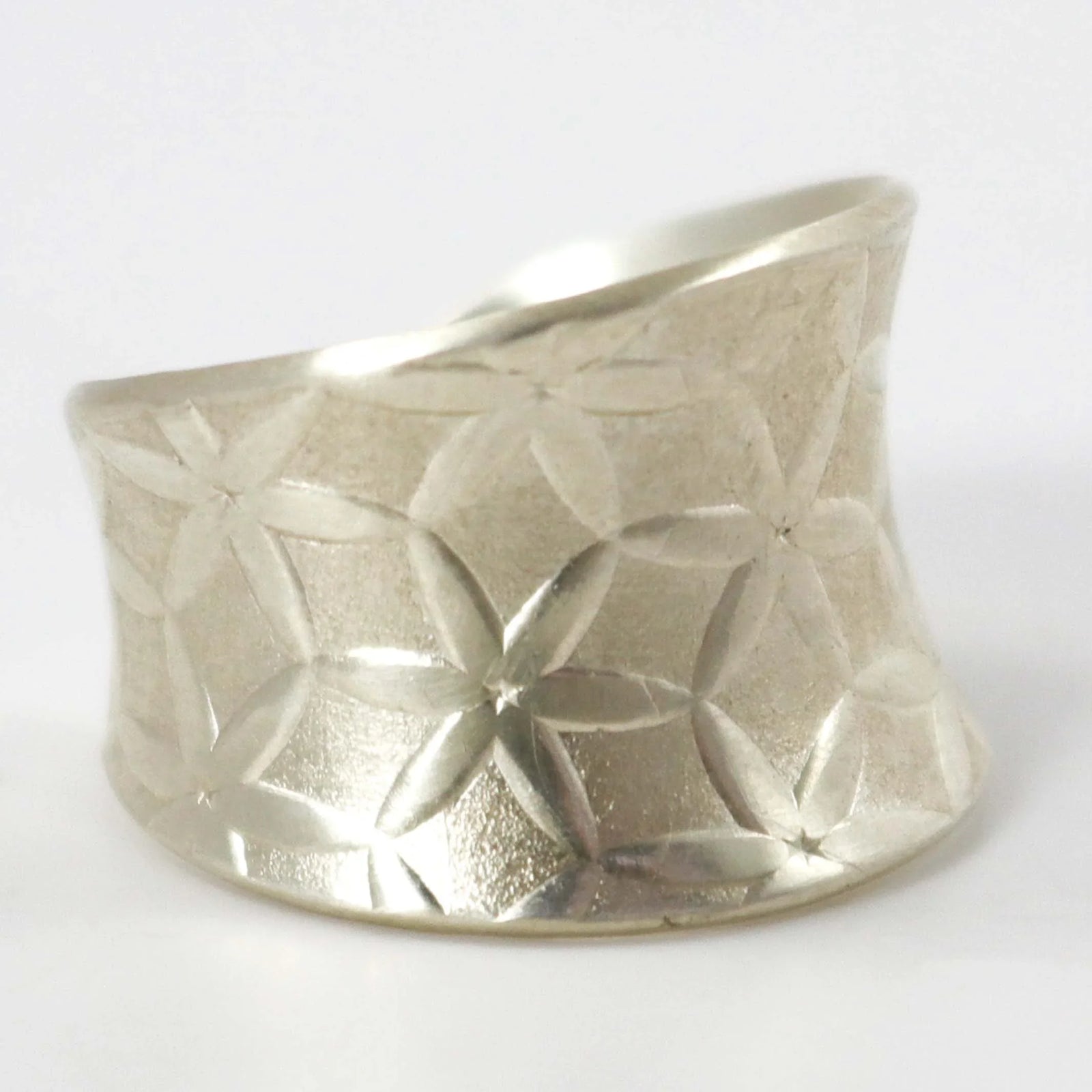 Silver Saddle Ring by Maria Samora - Garland's