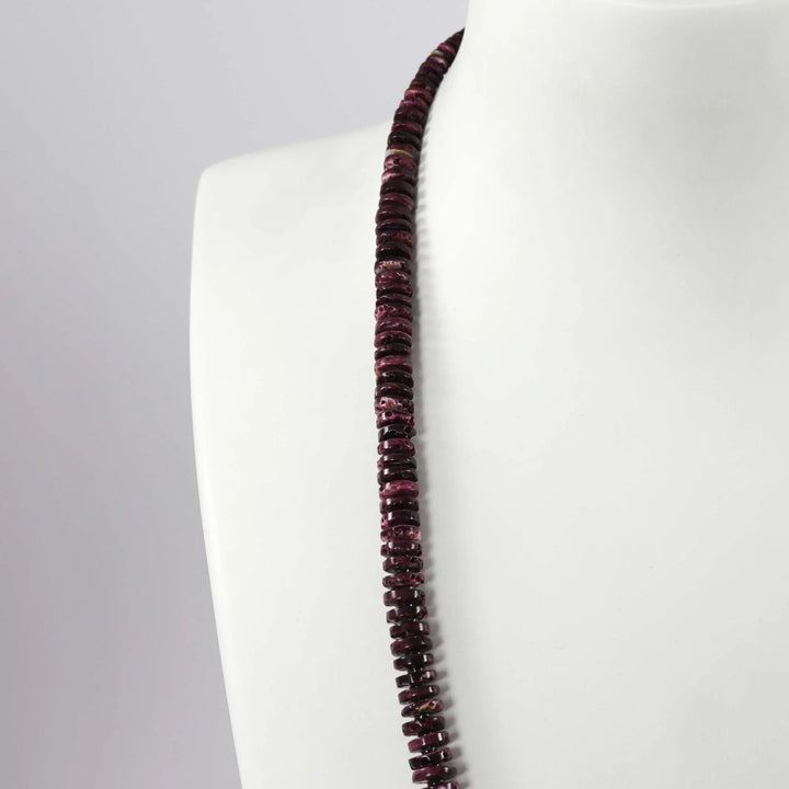 Spiny Oyster Necklace by Raymond Tenorio - Garland's