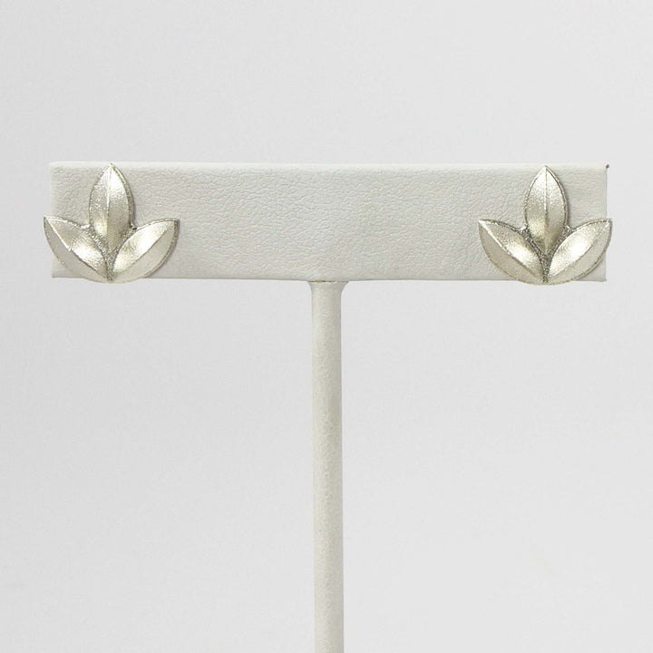 Sweet Pea Blossom Earrings by Maria Samora - Garland's