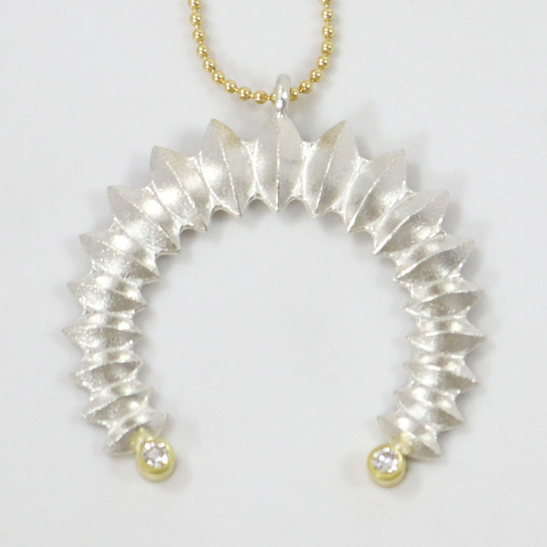 Sweet Pea Naja Pendant by Maria Samora - Garland's