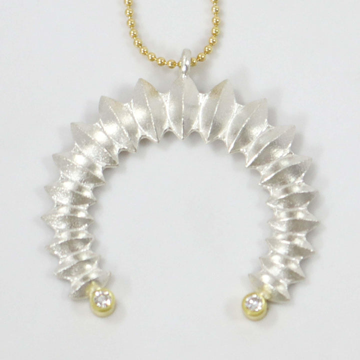 Sweet Pea Naja Pendant by Maria Samora - Garland's