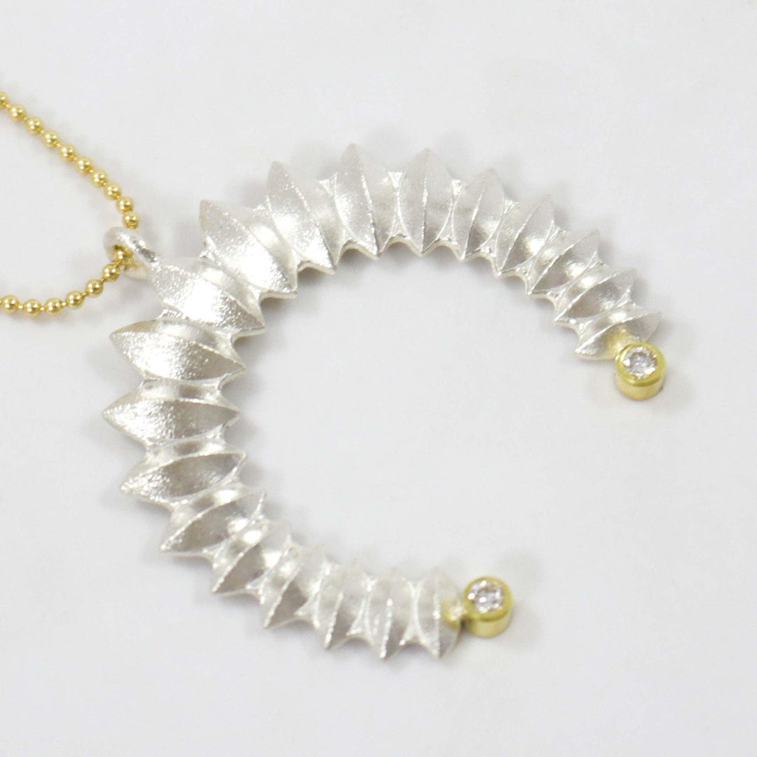 Sweet Pea Naja Pendant by Maria Samora - Garland's