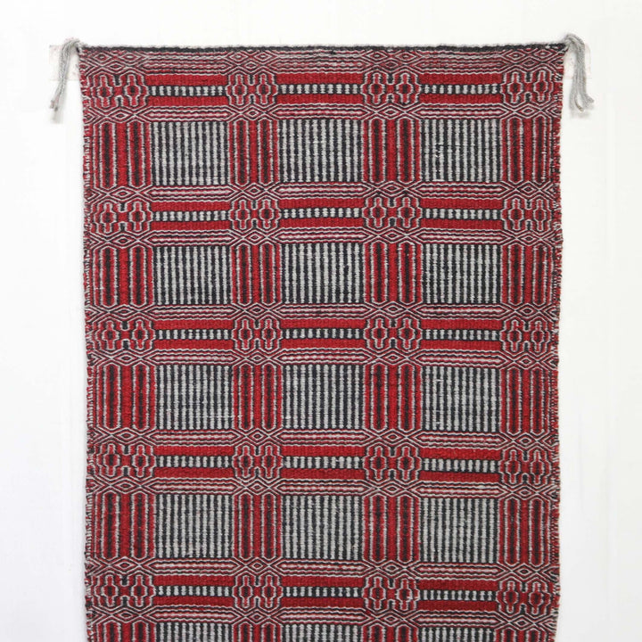 Two Face Twill by Desbah Evans - Garland's