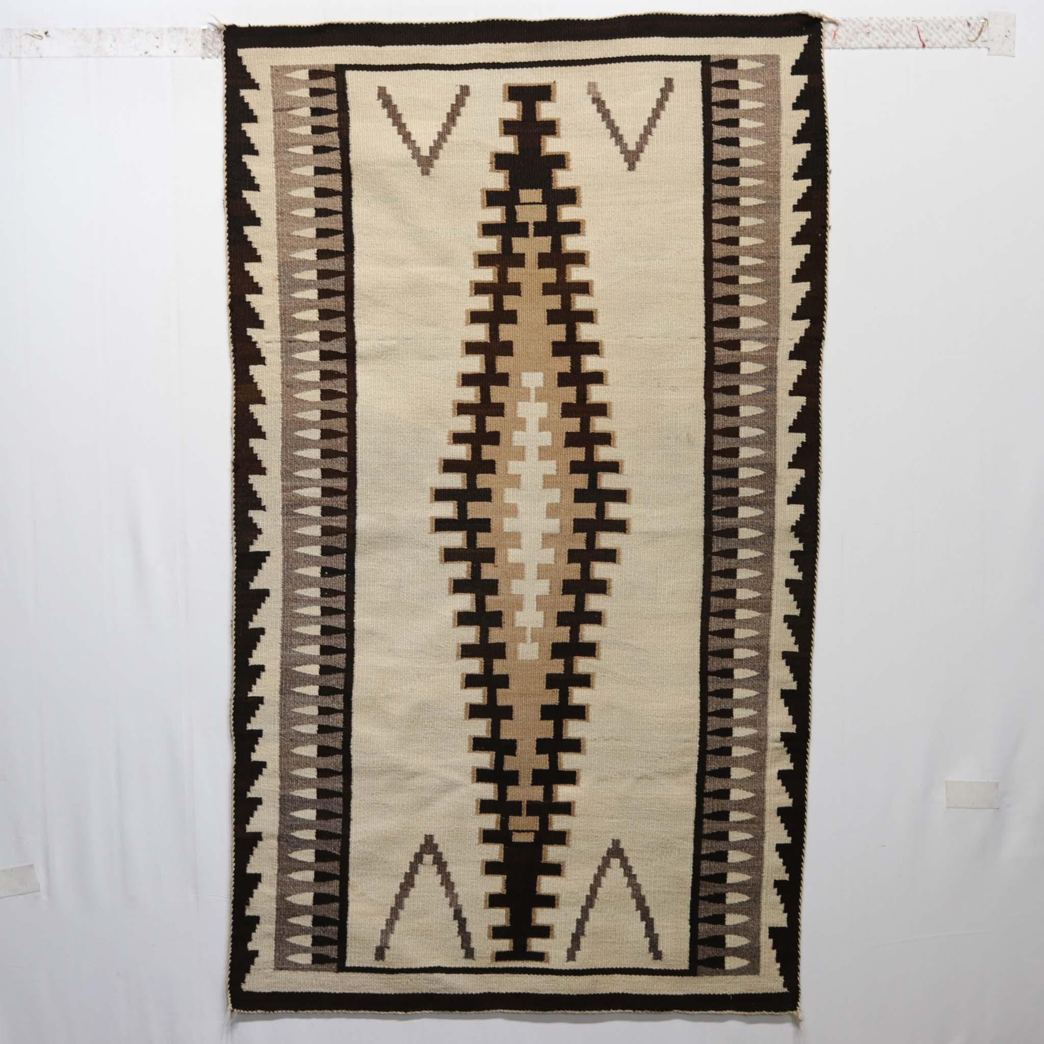 Navajo Rugs Tagged 