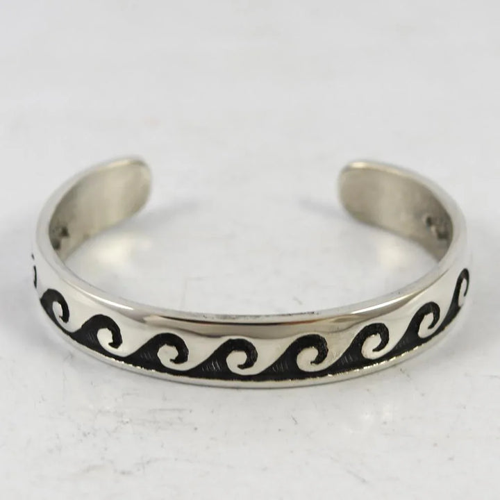 Water Wave Cuff