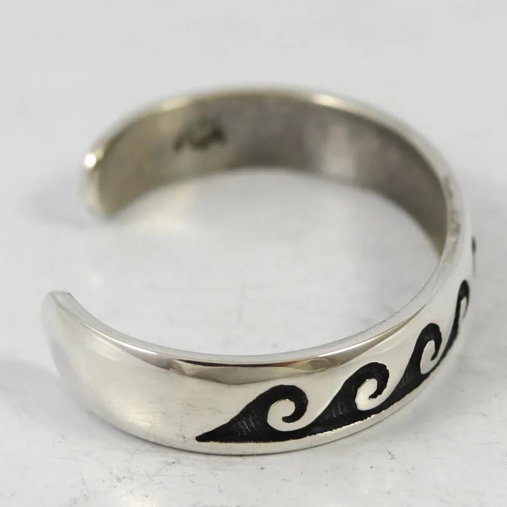 Water Wave Cuff