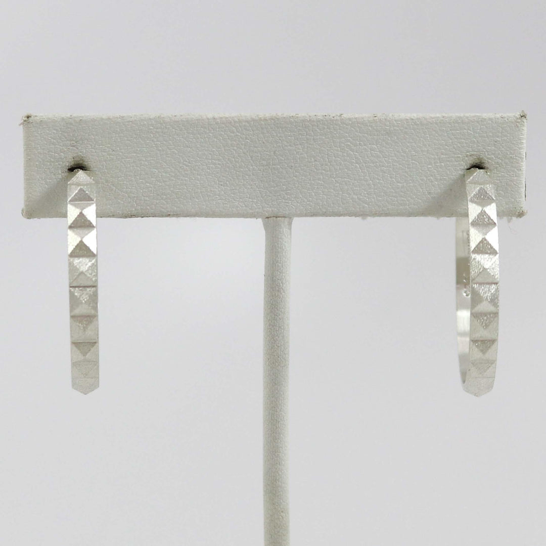 Pyramid Hoops by Maria Samora - Garland's