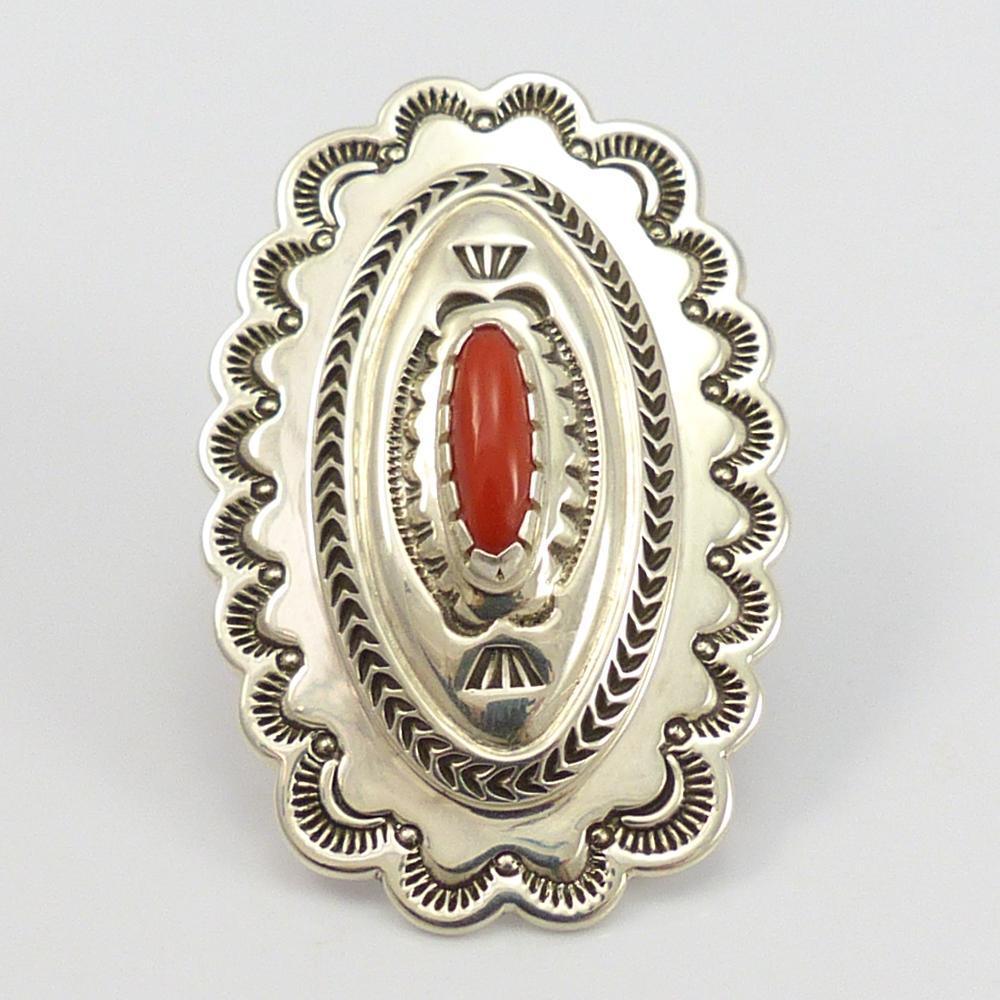 Coral Concha Ring – Garland's