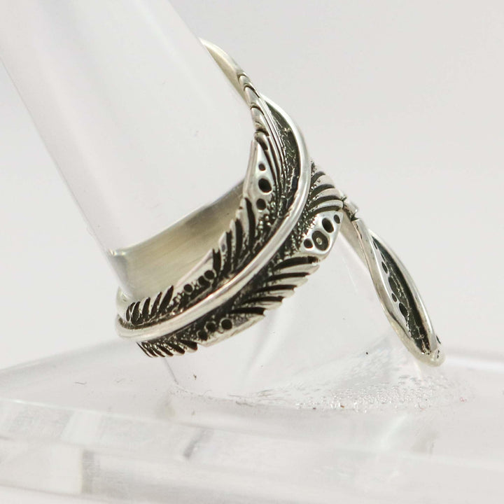 Feather Ring by Pete Johnson - Garland&