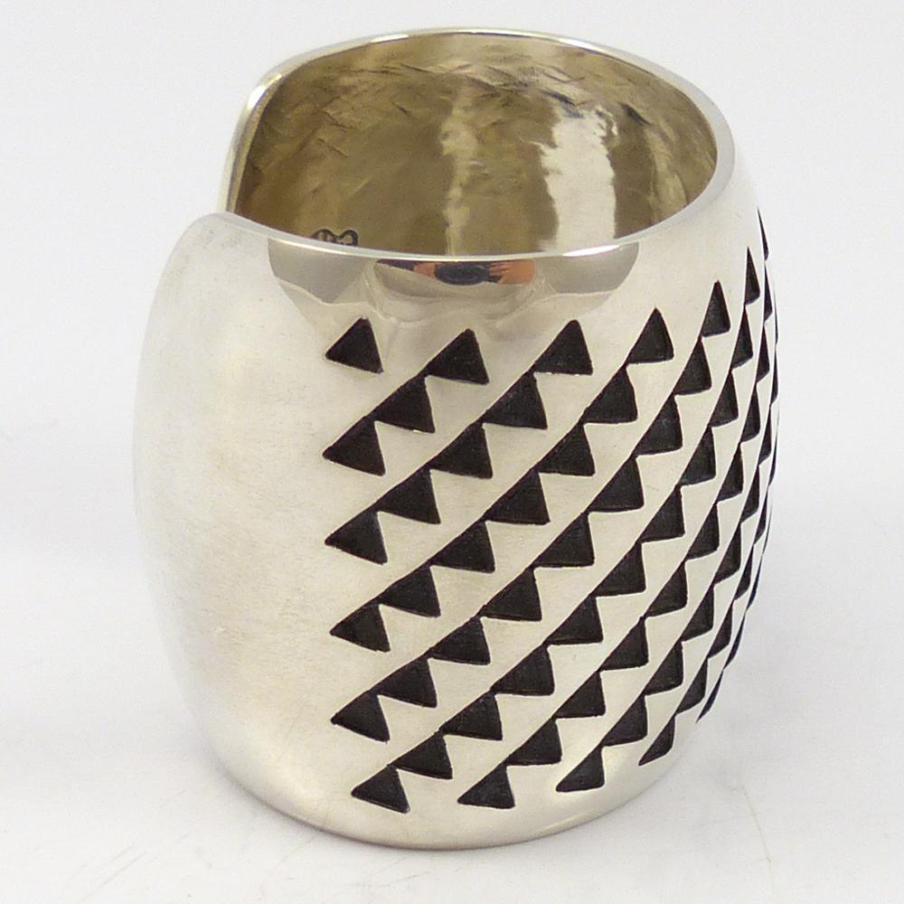 Trickling Water Cuff by Anderson Koinva - Garland's