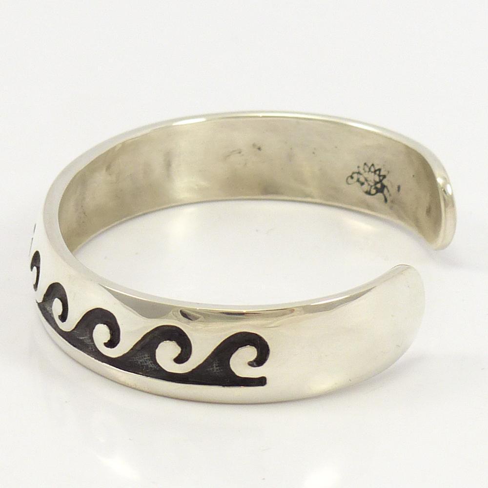 Water Wave Cuff by Anderson Koinva - Garland's